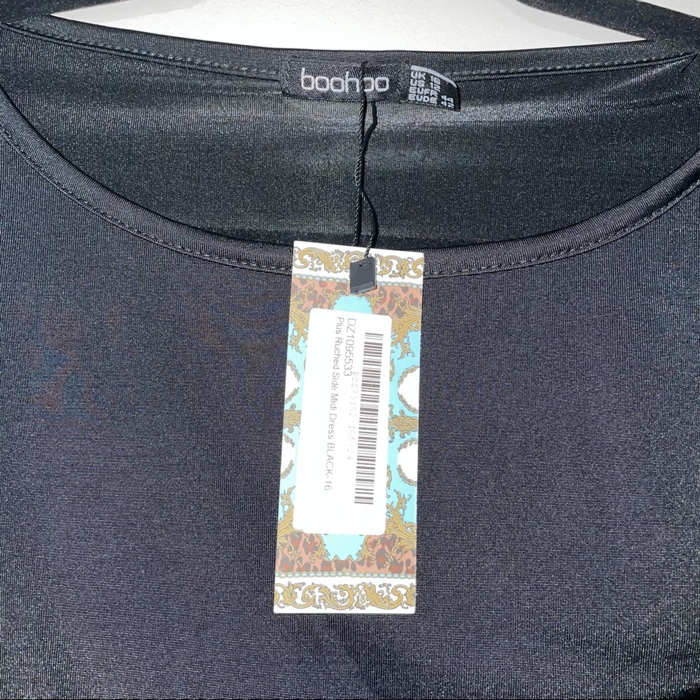 Plus Ruched Side Maxi Dress - Picture 5 of 5